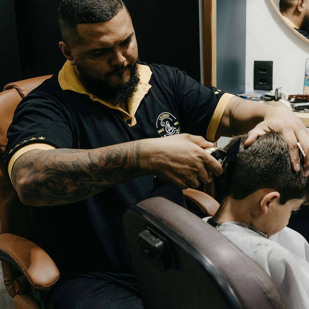 Barber stř&iacute;h&aacute; chlapeck&eacute; &uacute;česy