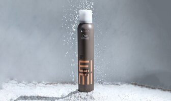 Jak správně a jak často používat suchý šampon?