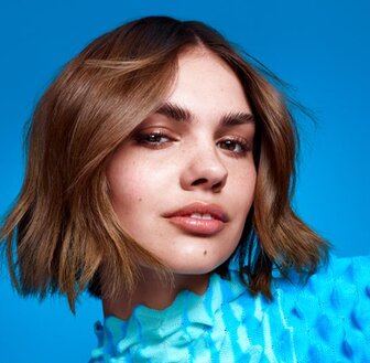 Jak nosit polodlouhé vlasy, aby vždy vypadaly skvěle?