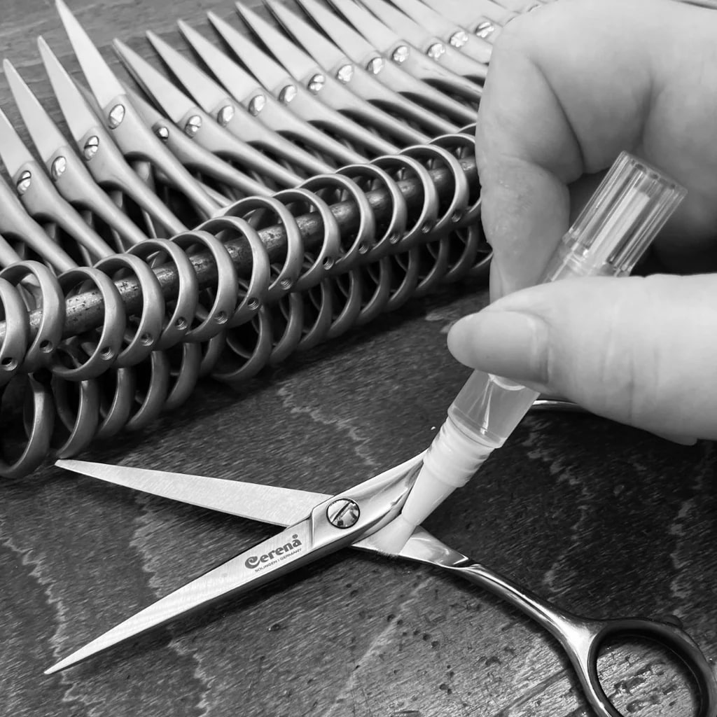 Udržování nůžek na vlasy